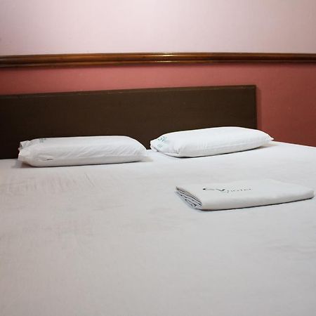 Gv Hotel - Maasin Maasin  Eksteriør bilde