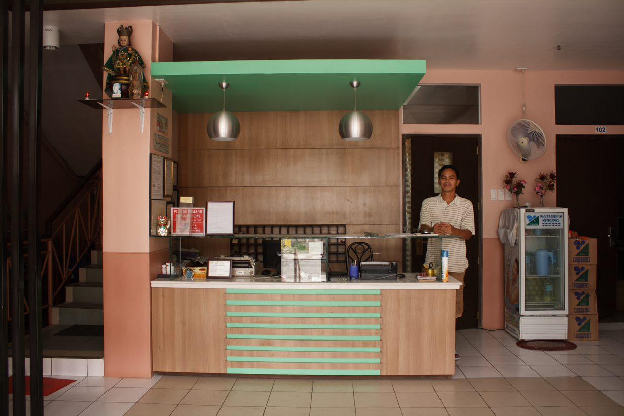 Gv Hotel - Maasin Maasin  Eksteriør bilde