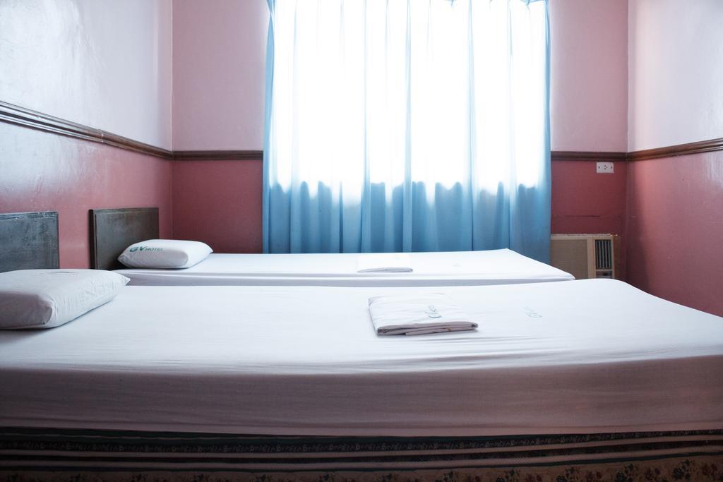 Gv Hotel - Maasin Maasin  Rom bilde