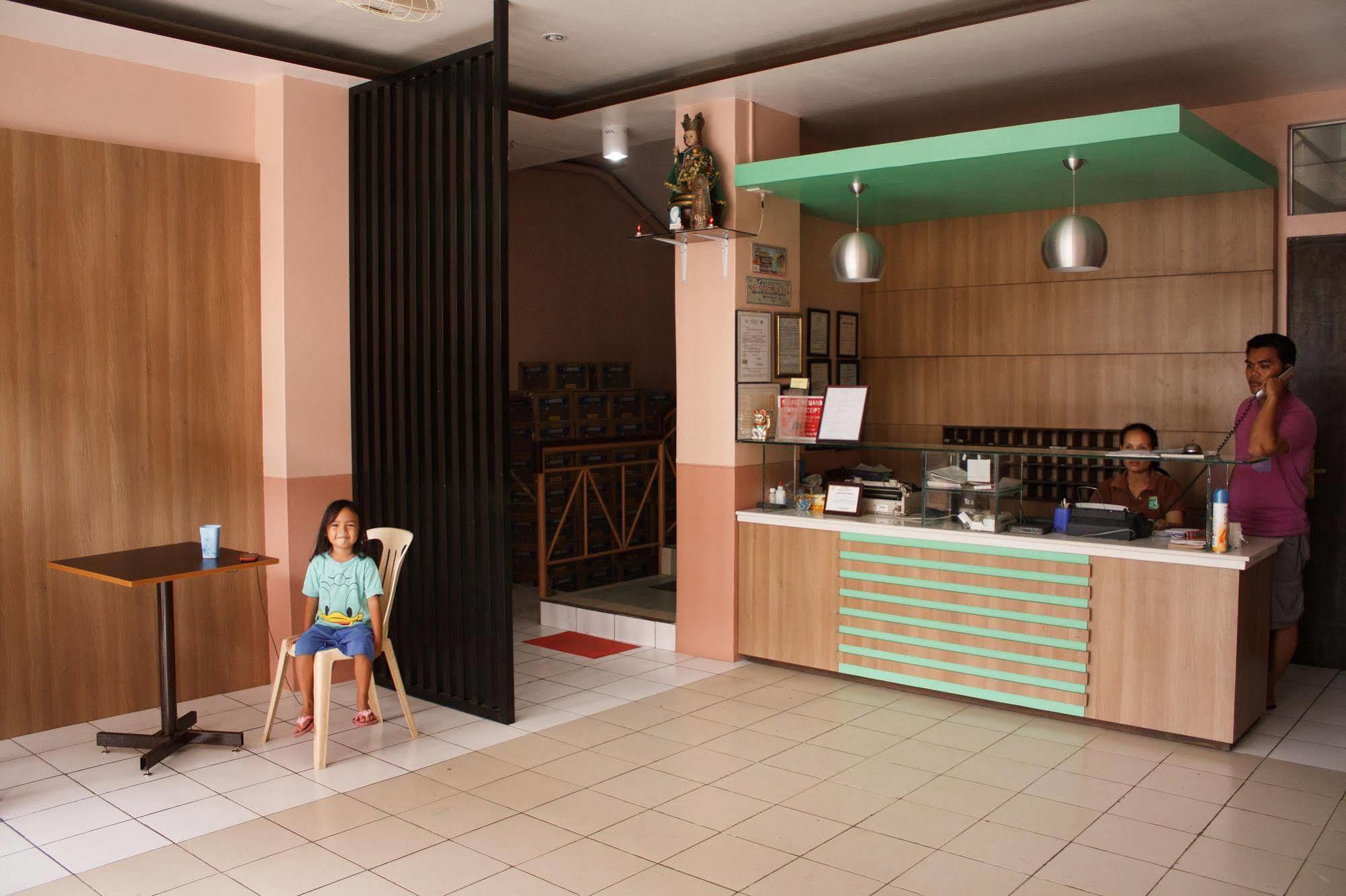 Gv Hotel - Maasin Maasin  Eksteriør bilde
