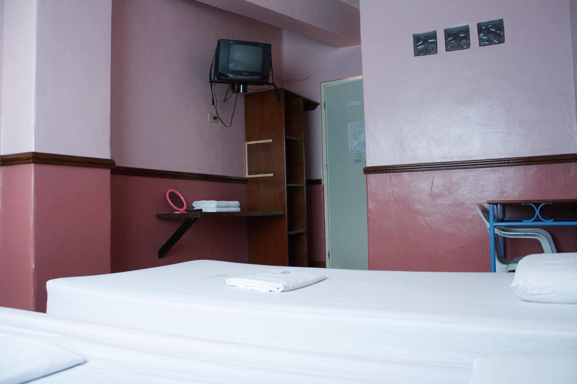 Gv Hotel - Maasin Maasin  Eksteriør bilde